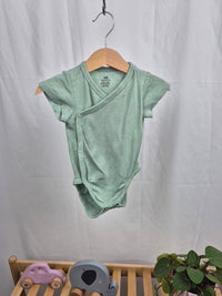 Zelené zavinovací body s krátkým rukávem H&M 62