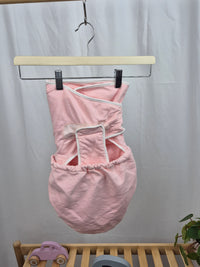 Růžový swaddler Ergobaby 48 - 61 cm (2,7 - 6,8 kg)