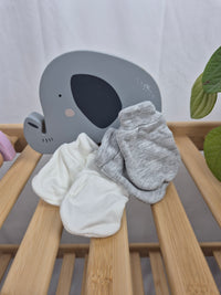 Sada 2ks novorozeneckých rukaviček Lindex 56