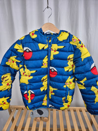 Přechodová bunda Pokémon Sinsay 134