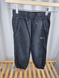 Tepláky Nike 104/110