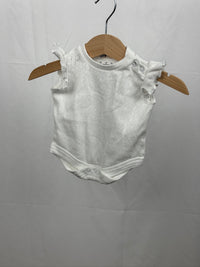 Bílé body s volánky F&F 56
