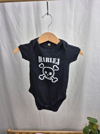 Černé body s krátkým rukávem Harlej 62/68