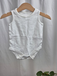 Bílé tílkové body F&F 74