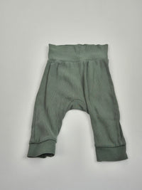 Zelené legíny s vyšším pasem H&M 62