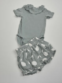 Set kraťasů a body H&M 68