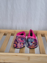 Softshellové capáčky 24/25 (15cm)