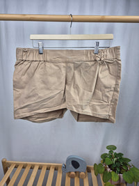Kraťasy vhodné pro těhotné Asos 42