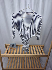 Zavinovací těhotenské a kojící tričko Dorothy Perkins 38