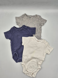 Sada 3ks body H&M 56