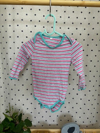Pruhované body s dlouhým rukávem 86
