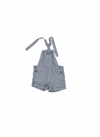 Laclové kraťasy Zara 94 – AI enhanced