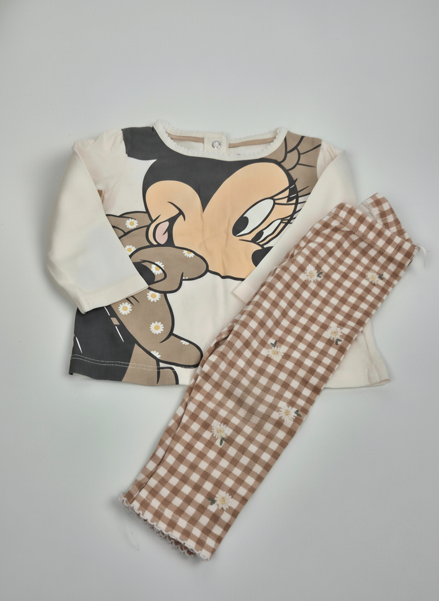 Set trička a legín Minnie Mouse 74 – AI enhanced