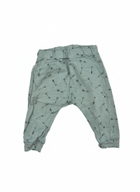 Tepláky Lindex 74 – AI enhanced