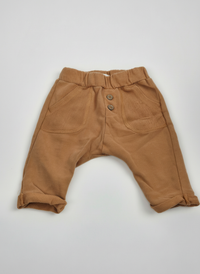 Tepláky Newbie 62 – AI enhanced