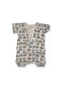 Bambusový kraťasový overal Hust and Claire 68 – AI enhanced