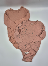 Sada 2ks body H&M 74 – AI enhanced