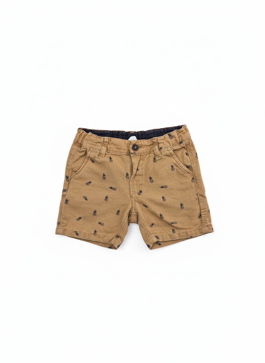 Kraťasy H&M 92 – AI enhanced