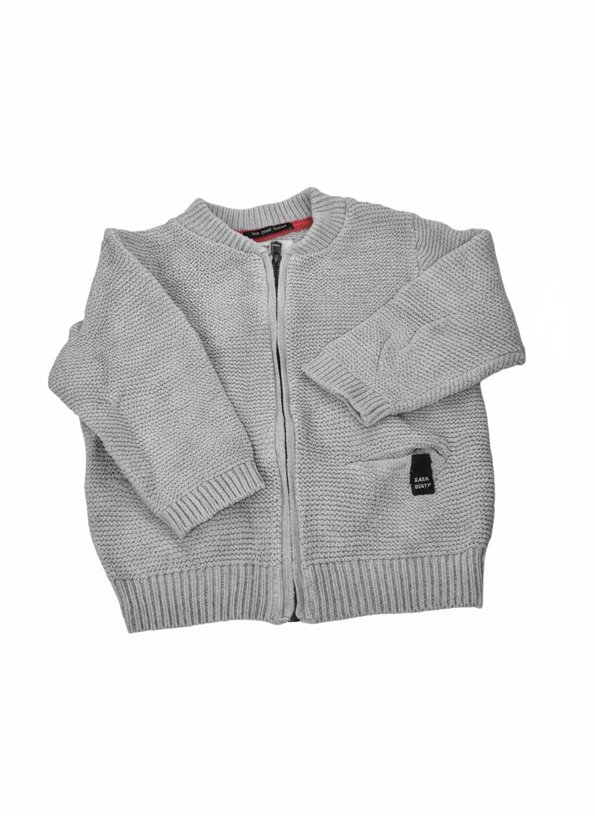 Svetr Zara 86 – AI enhanced