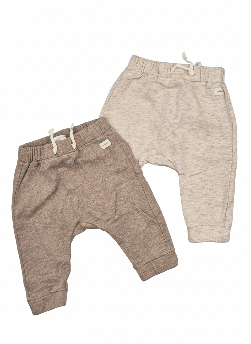 Sada 2ks tepláků H&M 56 – AI enhanced