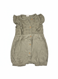 Kraťasový overal H&M 74 – AI enhanced