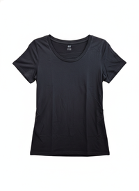 Těhotenské tričko H&M S – AI enhanced