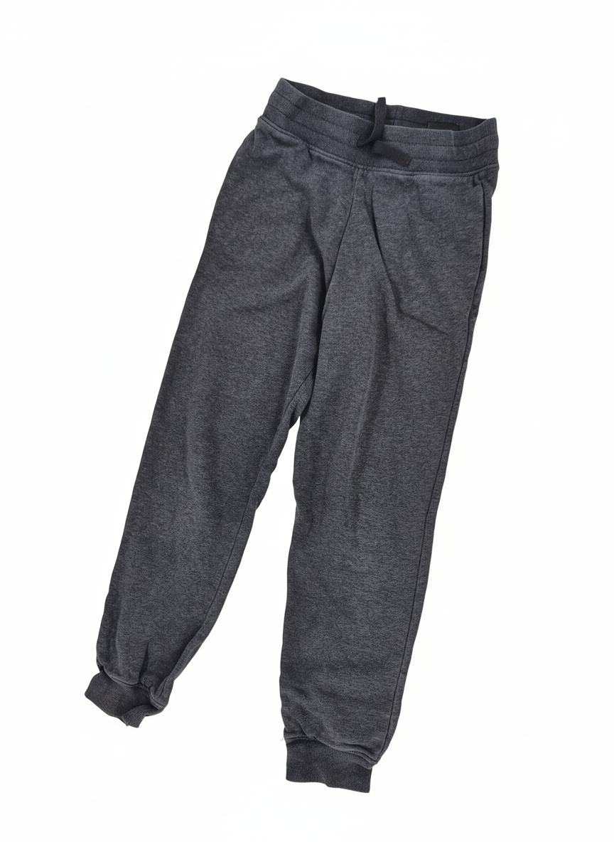 Tepláky H&M 158 – AI enhanced