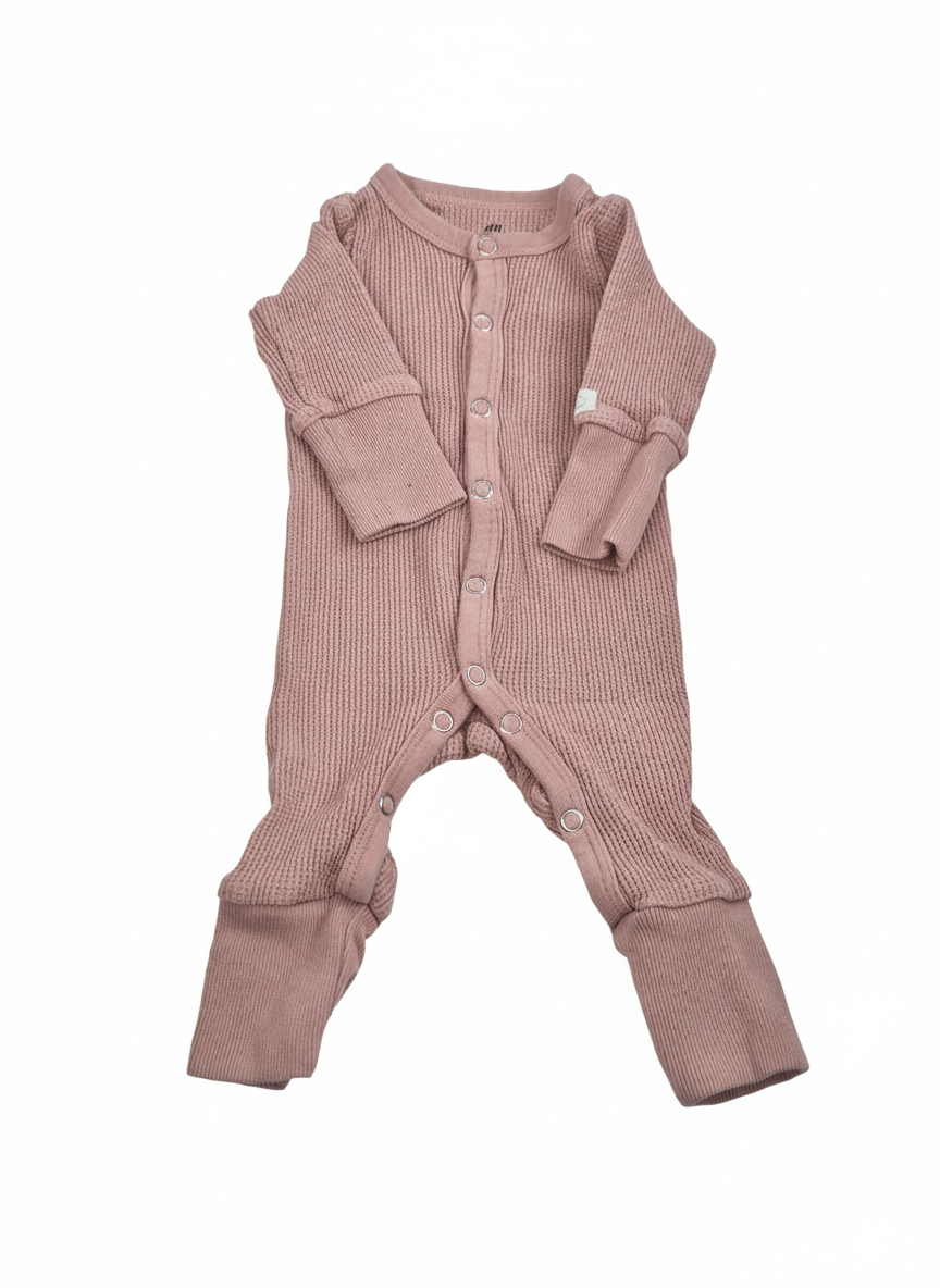 Overal H&M 56 – AI enhanced