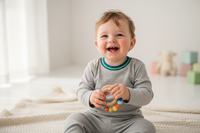 vygeneruj mi do kolekce obrázek kluka batolete ve věku třeba okolo 1 roku